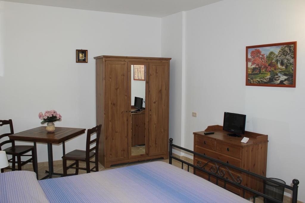 Azienda Vitivinicola Sergio Del Casale 瓦斯托 外观 照片